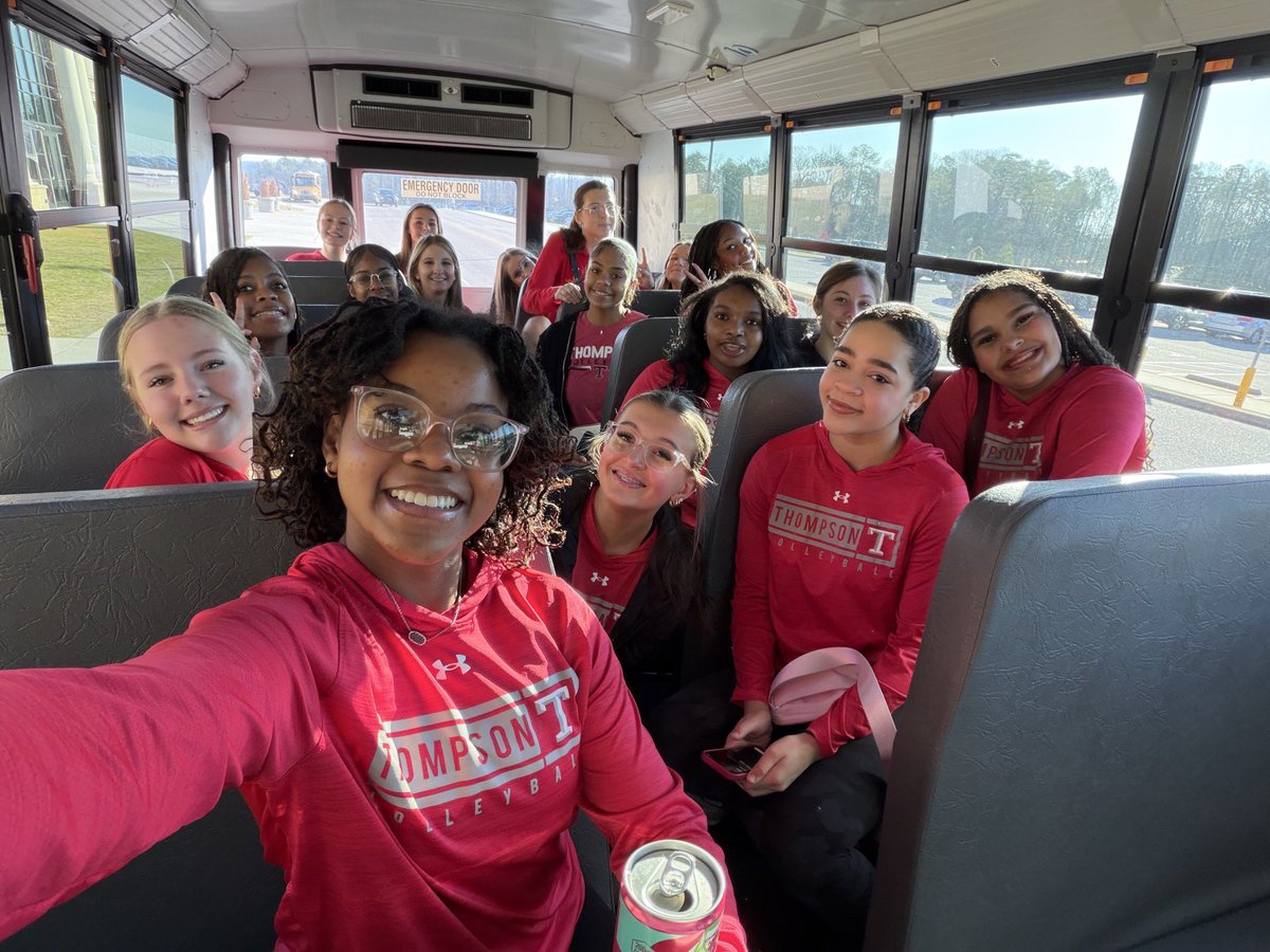 Thompson Volleyball tweet media