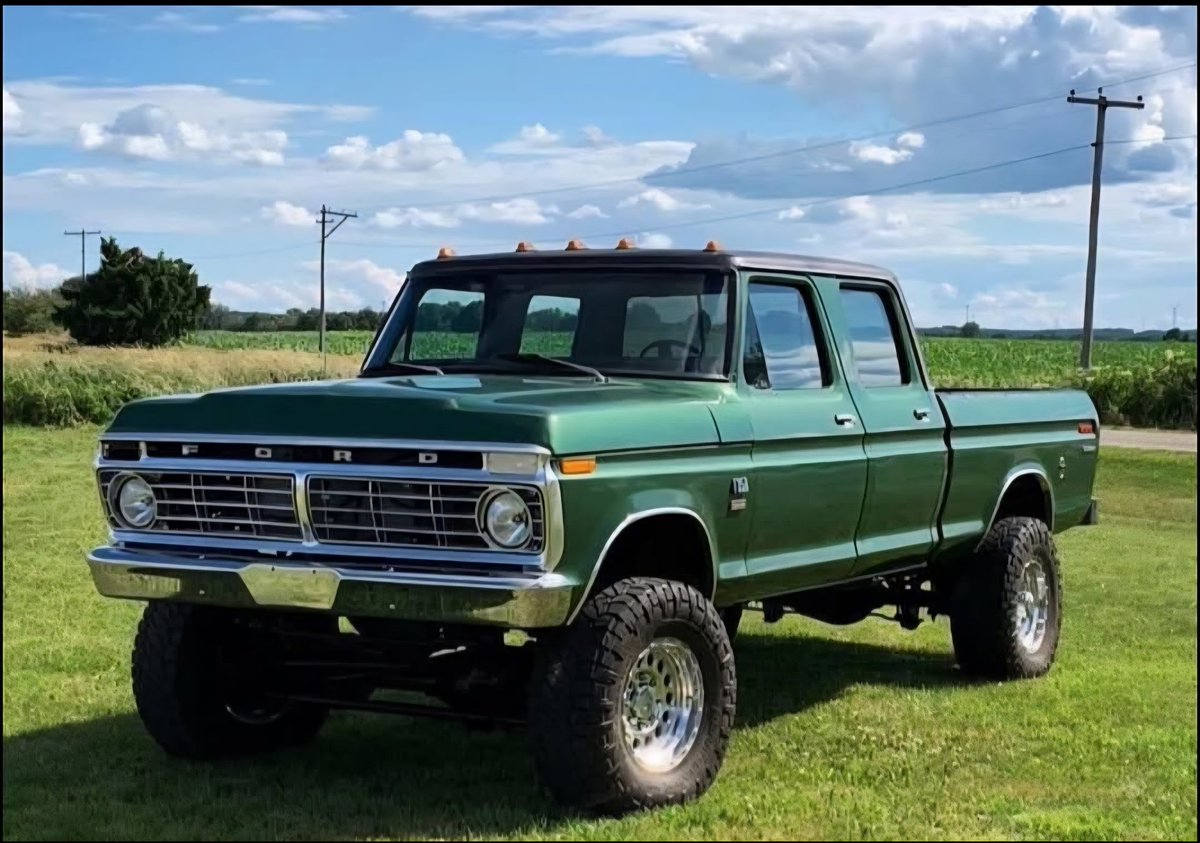 Johnny Cadillac tweet media