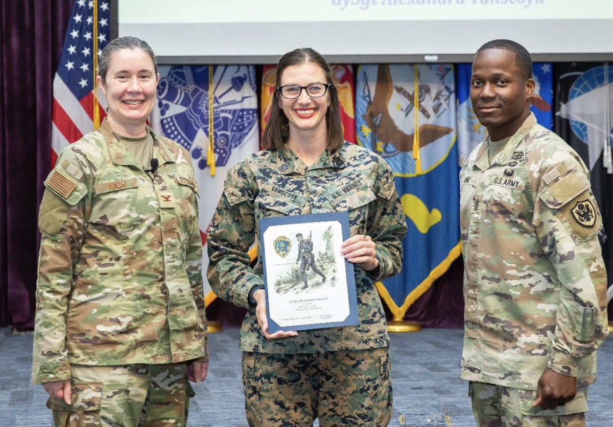 Alexandra Vanscoyk tweet media