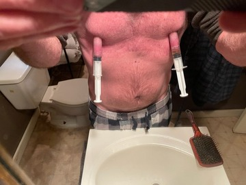 Lowhangers&nips tweet media