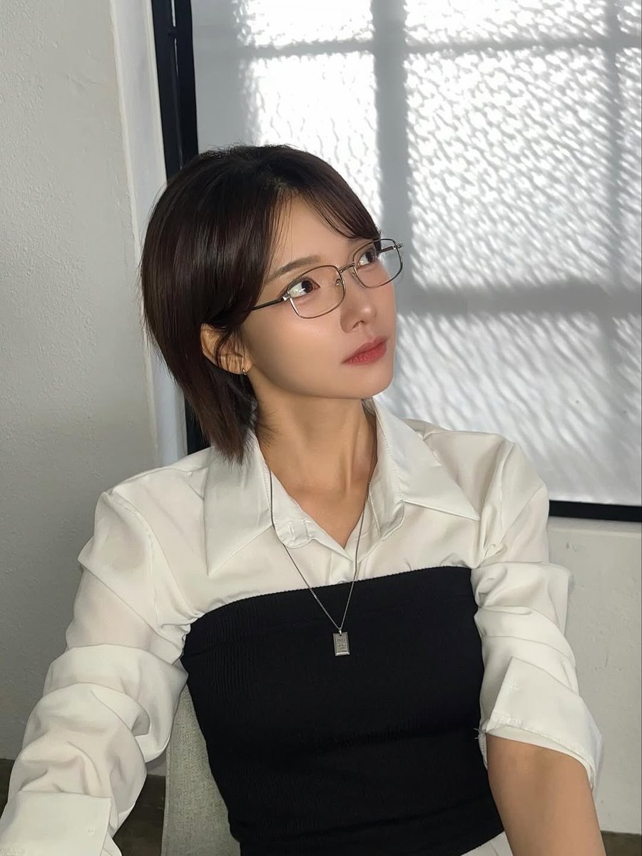 쭁 tweet media