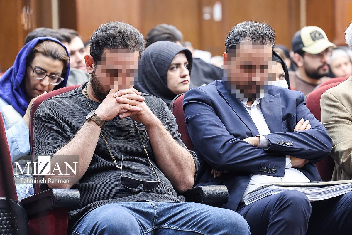MizanPhoto's tweet photo. سومین جلسه دادگاه رسیدگی به اتهامات پرونده «کوروش کمپانی» 

📸مشاهده گزارش تصویری👇
https://t.co/x0FcWlI0ge

#کوروش_کمپانی https://t.co/dsA8SrISlG