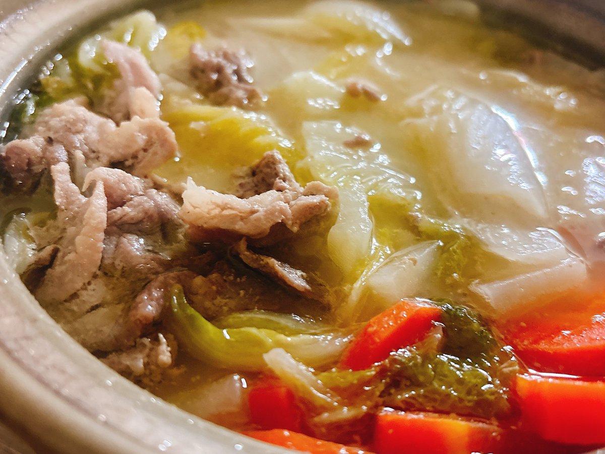 #こまりの晩ごはん

🍲