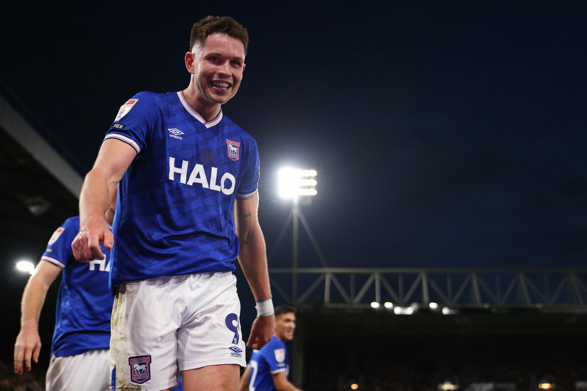 Ipswich Town tweet media