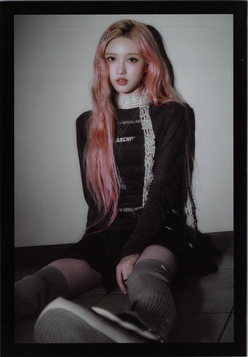 ivepics_'s tweet photo. [ALBUM SCAN] #GAEUL REVIVE+ LOVED IVE ver.

© mnl96029017 https://t.co/me7zL0qEDh