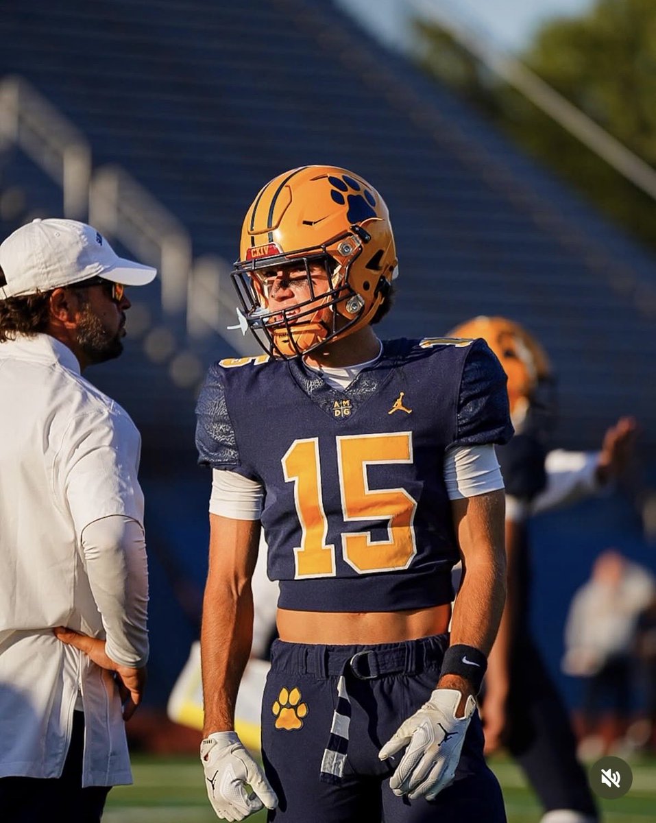 uncledrew_UB16's tweet photo. Stay hungry @TreyHaddad3 ! Trust the process and elevate all those around you ! @AllenTrieu @gobigrecruiting @JustinFaires @SWiltfong_ @CoachTomKaufman https://t.co/pgGeOIJefi