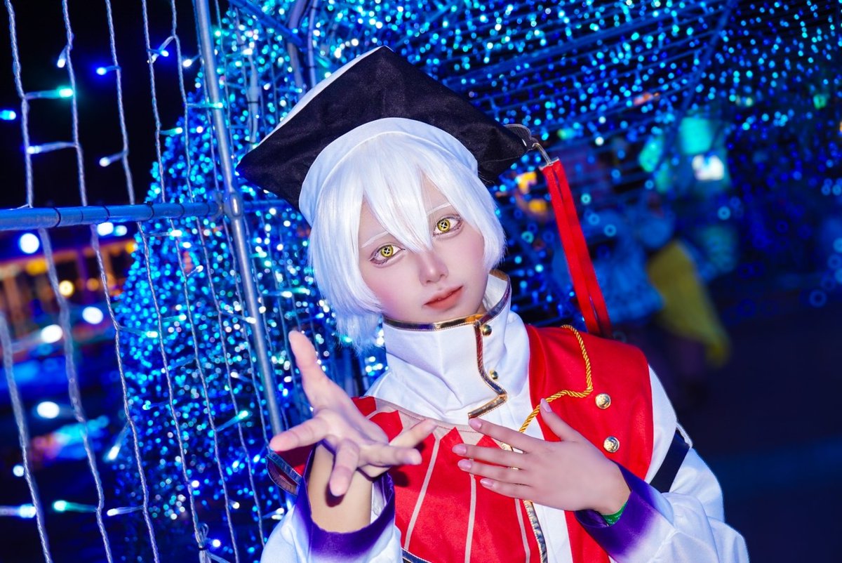kon_kitunebana's tweet photo. #コンパスコスプレ    #ラグコス 

ソーン =ユーリエフ  / Cosplay

❅◌̥☃*⃝❅❆❅◌̥*⃝❄°.❅°.ꊛ໋̝❅☃.*˚❄️️❅.:

           僕も、兄様みたいに...!! https://t.co/S4W6SHGkBZ
