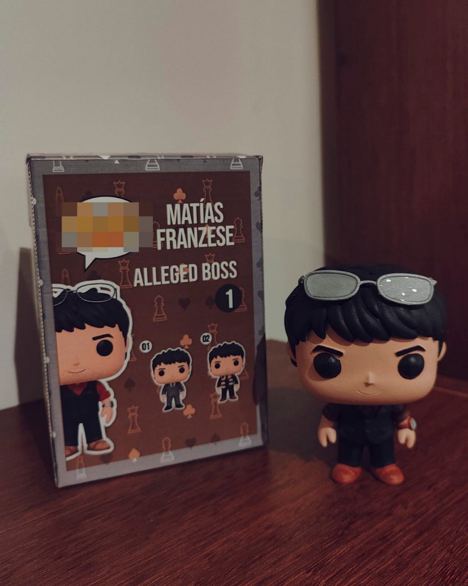 themobwife tweet media