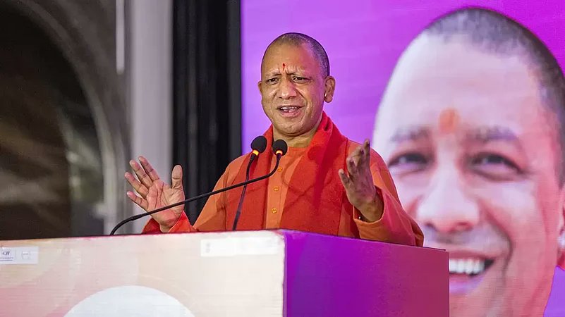 techinfrareport's tweet photo. 🚨 UP receives Rs 1 lakh crore investment proposals from Singapore: CM Yogi Adityanath https://t.co/G3yOpTjpbj
