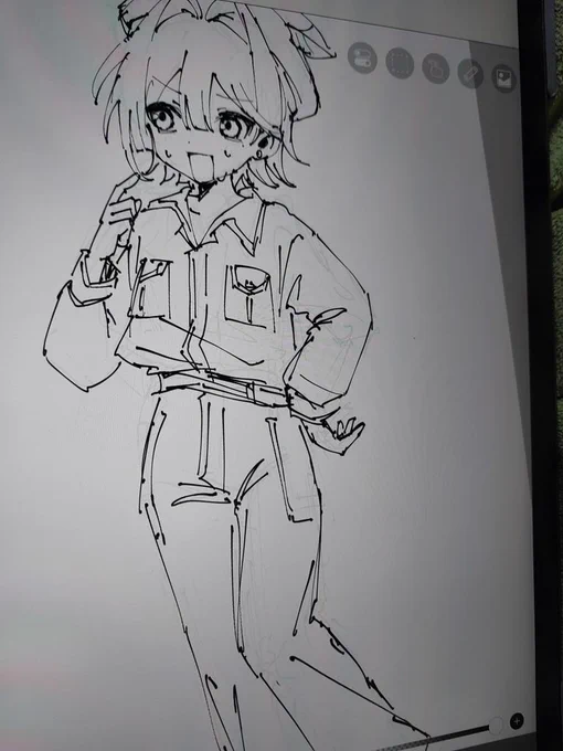 ラフをガサガサ描いてくの結構楽しい 