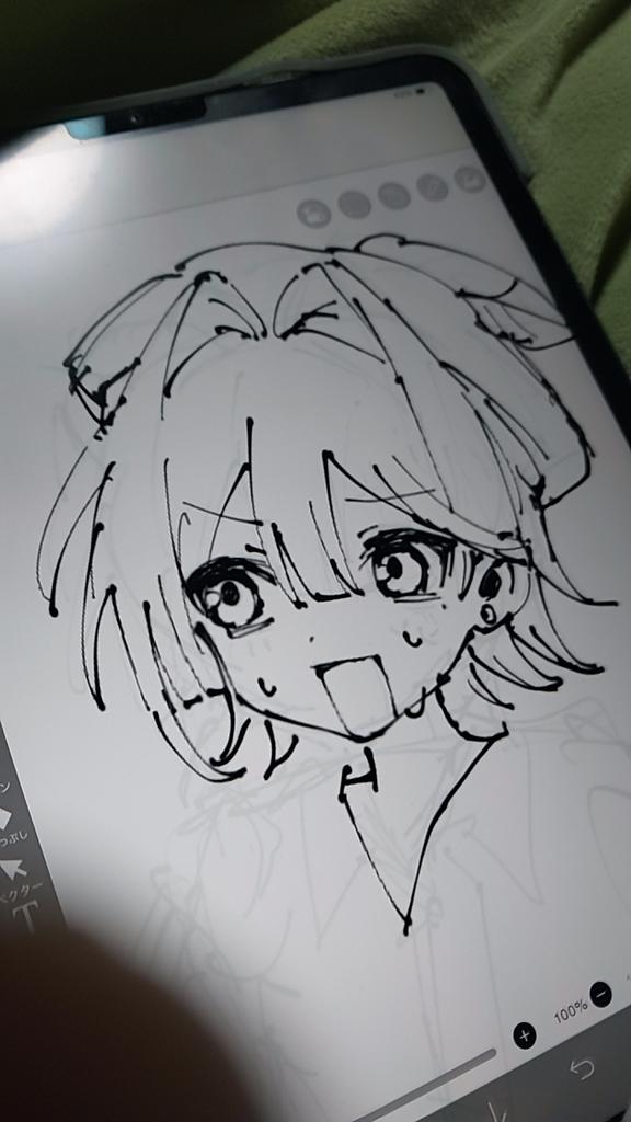 ラフをガサガサ描いてくの結構楽しい 