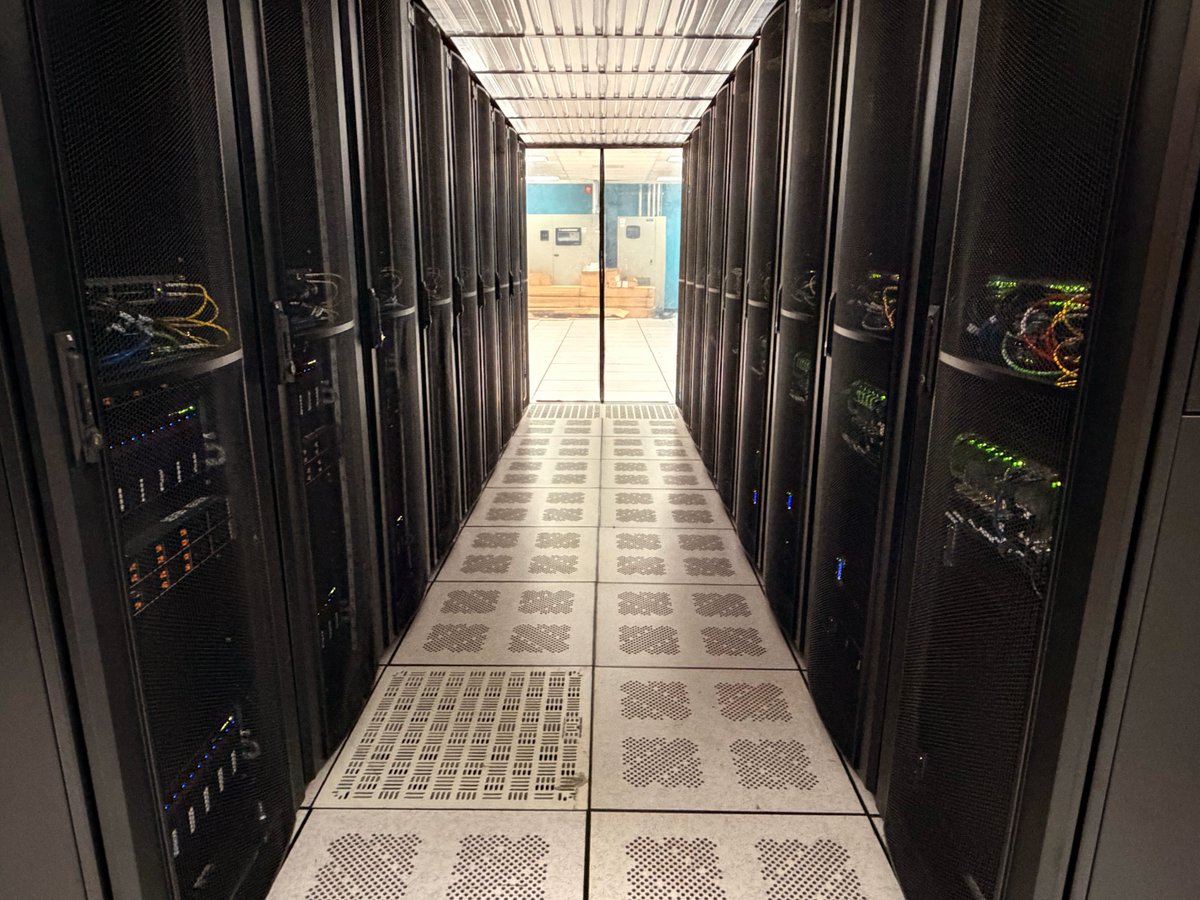 ColoCrossing tweet media