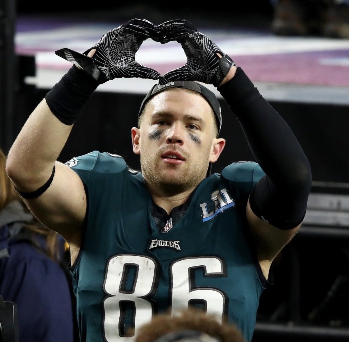 Bring 86 home
One last run and retire with the Eagles 🦅