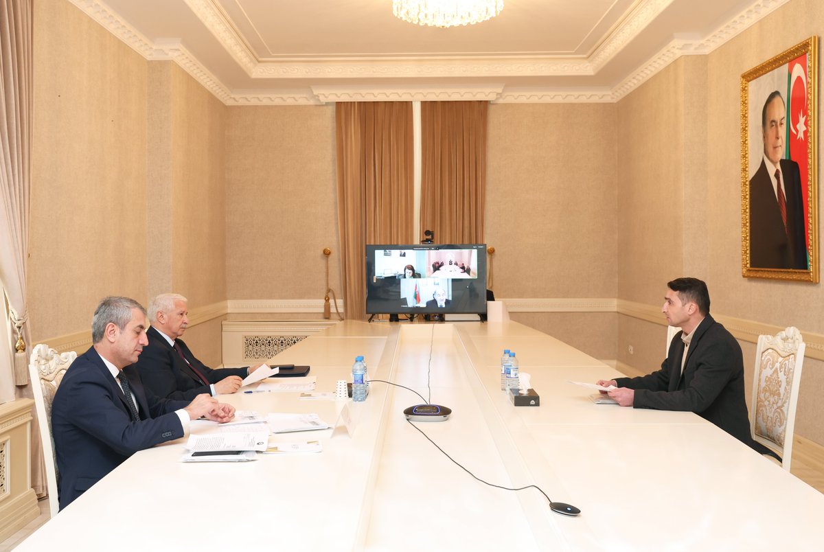 MinEconomyAZ's tweet image. İqtisadiyyat nazirinin müavini Sahib Ələkbərov Abşeron rayonunda vətəndaşları qəbul edib.

Ətraflı - shorturl.az/bHChe

#EconomyAz