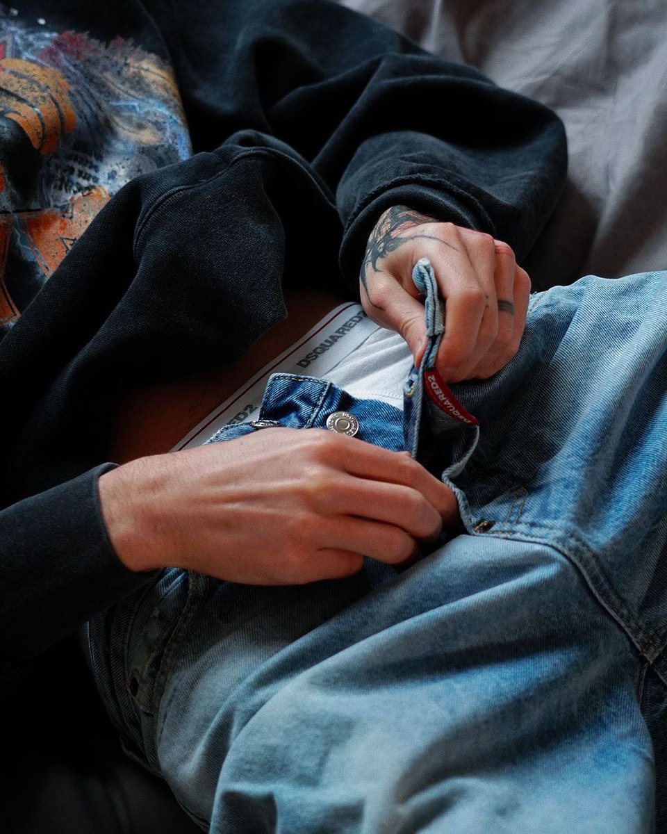 DSQUARED2 tweet media