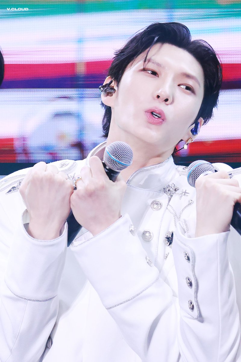 𝗩.𝗖𝗟𝗢𝗨𝗗 브이클라우드 tweet media