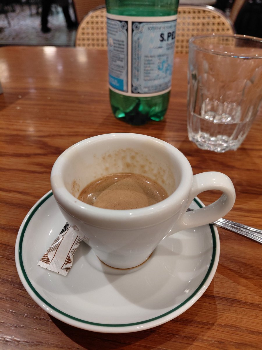 Posso assicurare che ne ho bevuti di molto peggio😬 #caffè