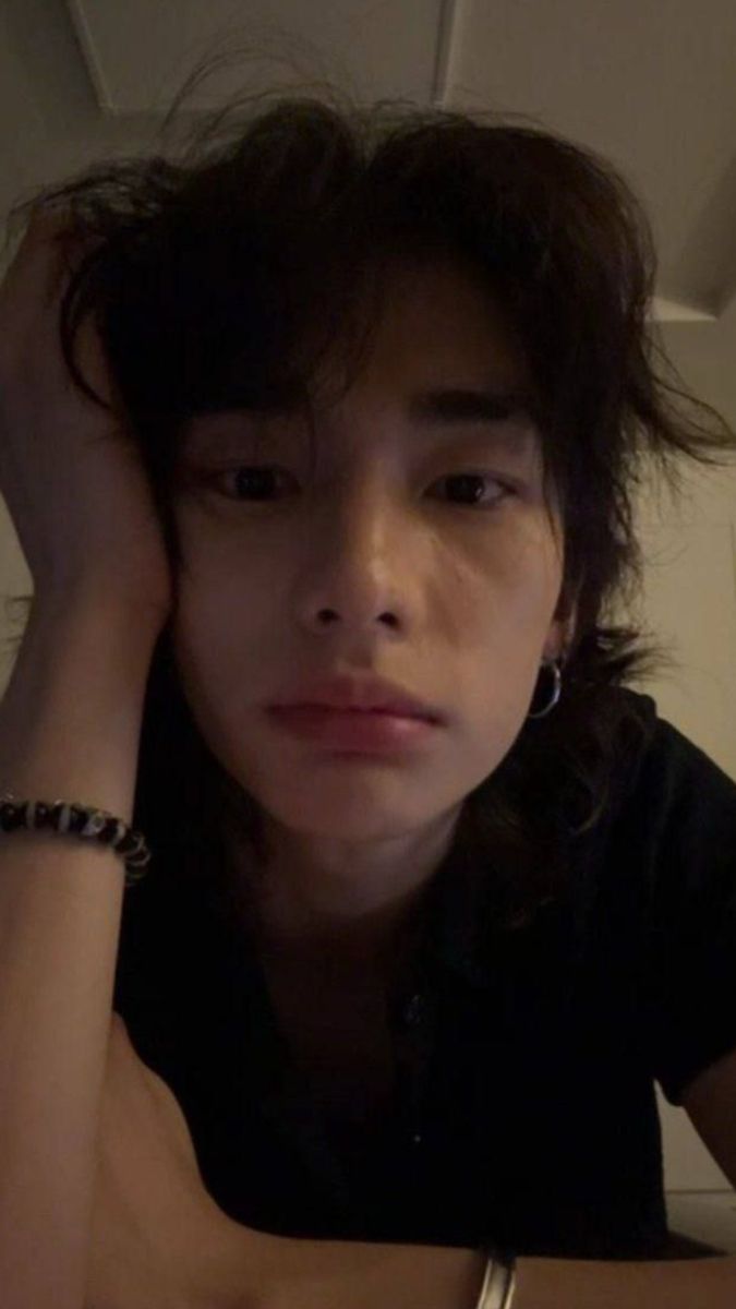 duhh🙄

✮⋆˙#SSD #StayBeautiful #stayselcaday #HYUNJIN #현진 #StrayKids #스트레이키즈 <a href="/Stray_Kids/">Stray Kids</a>