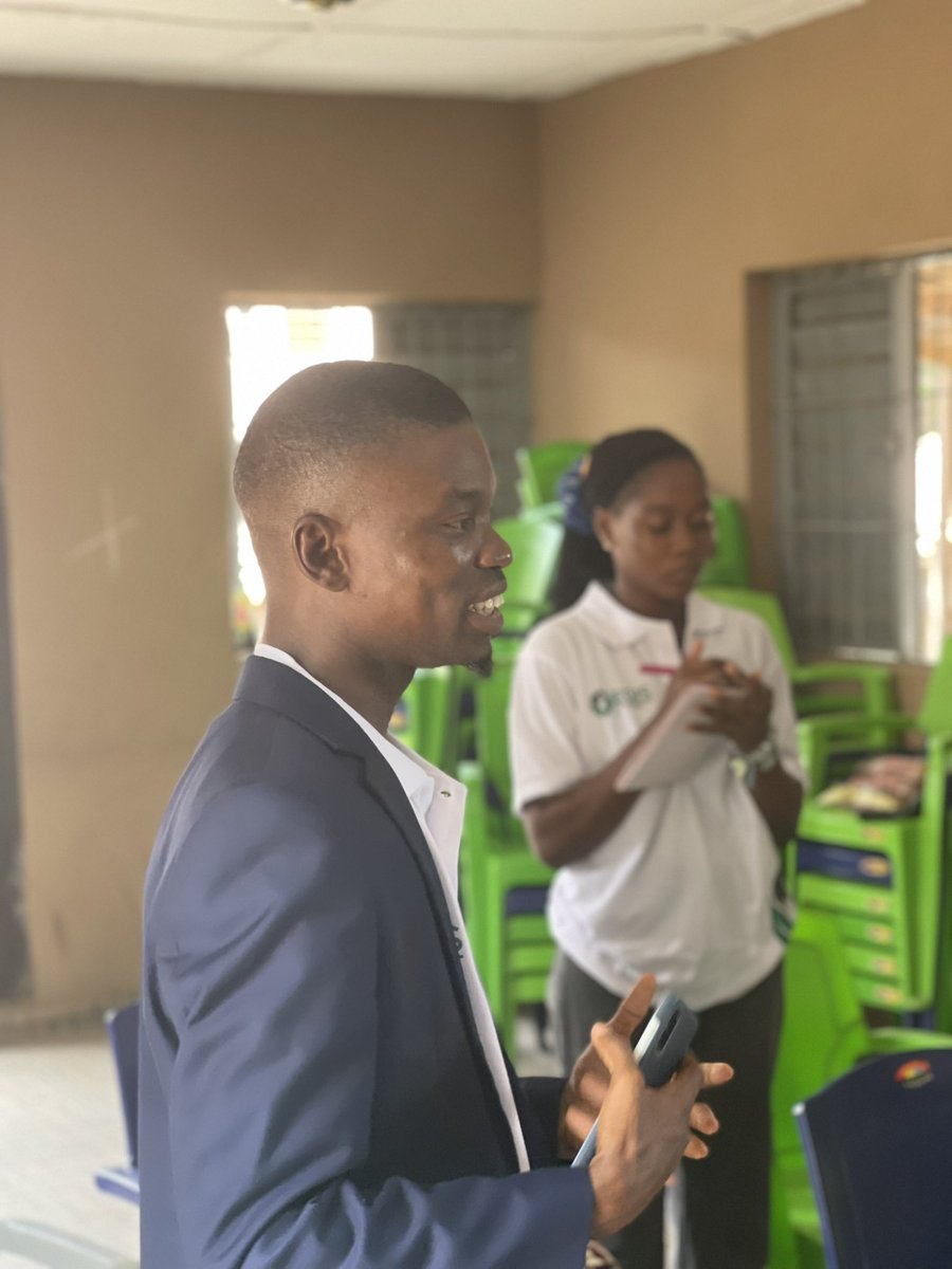 egisinitiative's tweet photo. First step toward a cleaner and healthier Ogun River. We held our Town Hall meeting to engage stakeholders at Lafenwa community towards our Project-River Care, exchanging ideas, environmental sustainability, river care and effective waste management. @FMEnvng @UNFCCC @EarthCorps https://t.co/AKLsv4OgaH