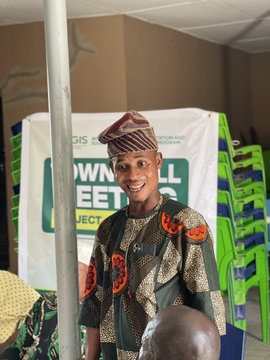 egisinitiative's tweet photo. First step toward a cleaner and healthier Ogun River. We held our Town Hall meeting to engage stakeholders at Lafenwa community towards our Project-River Care, exchanging ideas, environmental sustainability, river care and effective waste management. @FMEnvng @UNFCCC @EarthCorps https://t.co/AKLsv4OgaH