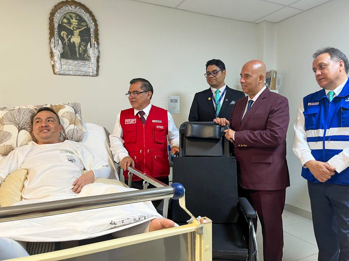 Seguro Saludpol: compromiso firme con quienes dieron todo 👮💙  Reinauguramos la sede de Chorrillos y acompañamos al SO Harry Del Carpio Valdez, héroe que arriesgó su vida por protegernos y hoy enfrenta con valentía su rehabilitación.
