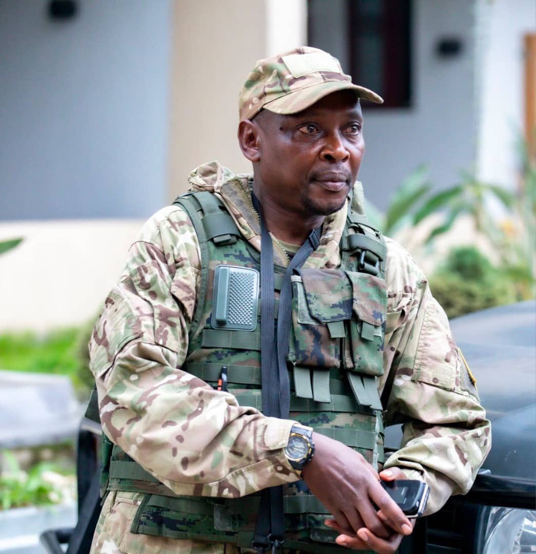 BukasaEmmanuel2's tweet photo. #RDC🇨🇩: Hier il a marché sur plus de 10.000 cadavres des congolais pour se moquer de l’armée congolaise et son peuple.

Quand je pense aux malheurs et deuils de nos compatriotes de l’Est du pays, je ne peux que dire merci à nos FARDC d’avoir envoyé en enfer ce monstre aux ordres du Rwanda.

Que ce châtiment ne s’arrête pas par là, il faut encore  viser loin et frapper très fort.