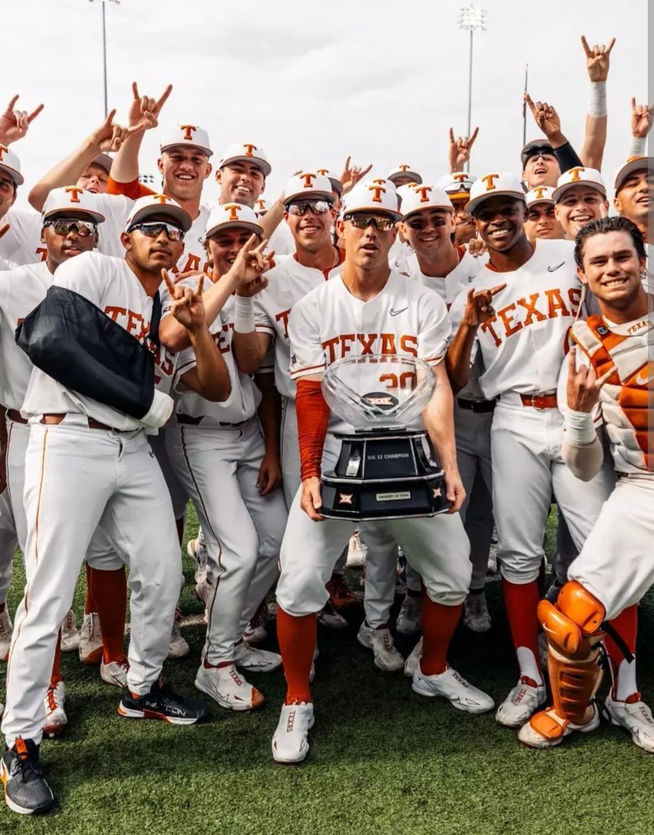 CaliforniaWager's tweet photo. ⚾NCAA TUESDAY FREE PLAY⚾

✅LIKE
✅RETWEET
✅ENGAGE

⭐️+700 BASEBALL UNITS SINCE 2019
⭐️+189 NCAA BASEBALL UNITS 2025
⭐️+110 NCAA BASEBALL UNITS 2024

🚨NCAA PROMO OPEN NOW🚨 https://t.co/MtImqiCucp

#bettingx #freeplay #FreePick #Freebet #ncaabaseball #dubclub #collegebaseball https://t.co/OPVgP6CpeC