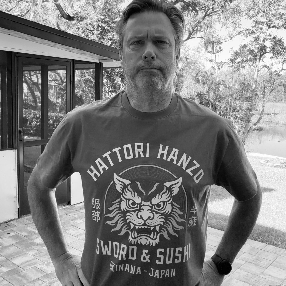 GodFadr's tweet photo. This shot is less about a selfie and more about my new shirt. #thosethatknowknow https://t.co/M9esL1D9lD