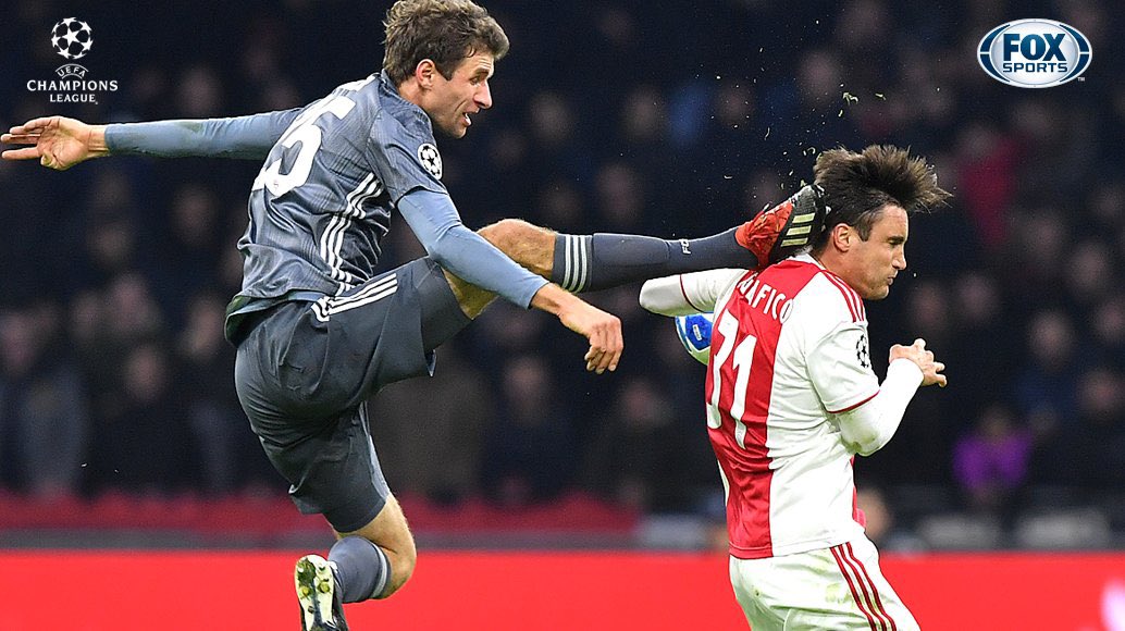 Tagliafico le mete un cabezazo al pie de Müller