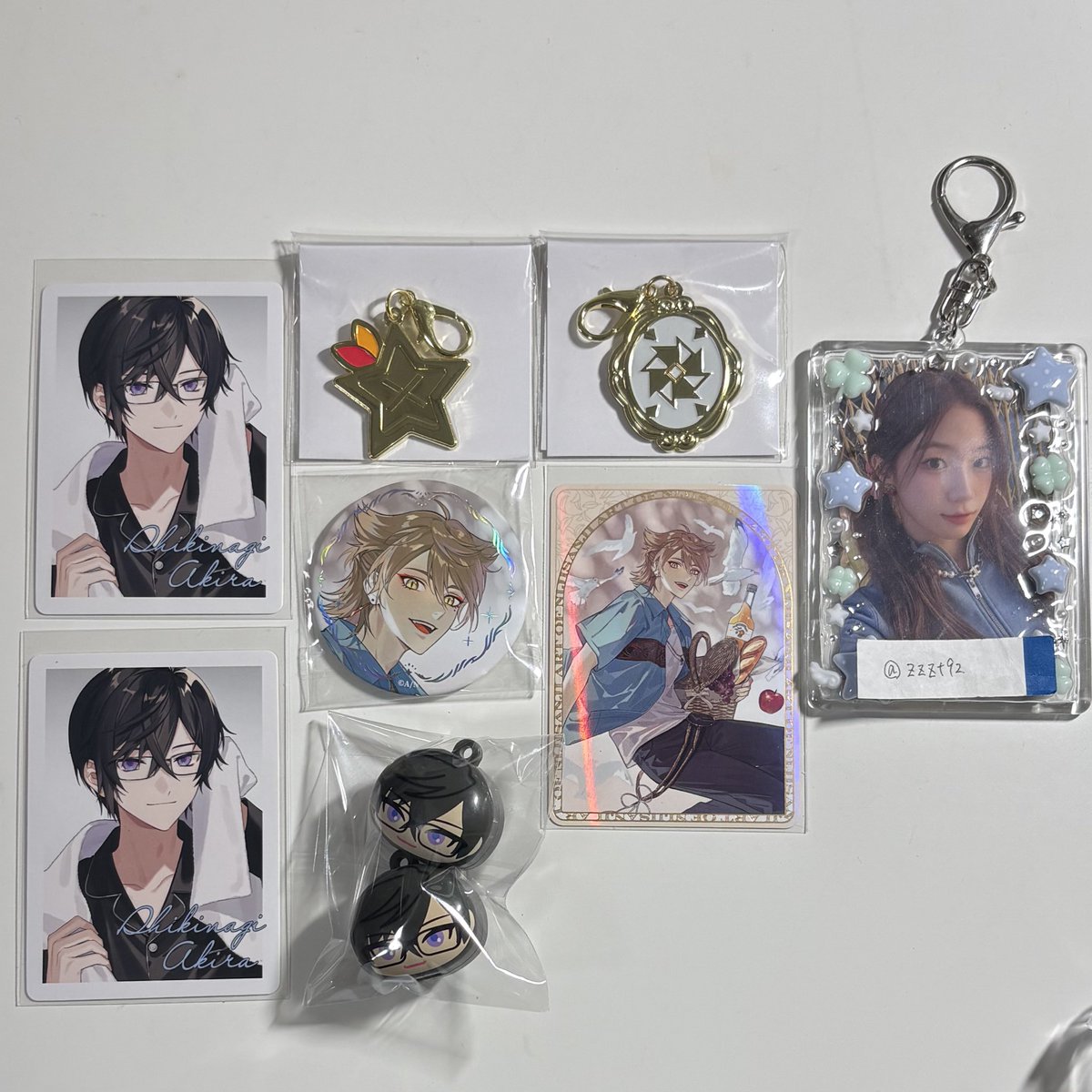 にじさんじ 🌈🕒  買取 譲渡
 ART OF NIJISANJI チェキ風カード  7th Anniversary つむまる OVERTURE ランダムメタルチャーム Rose Valentine

譲▶︎🌶、🍝🍷、📄、✌️🦊 、🌟
求▶︎買取(金額は要相談  希望額をご提示下さい)

郵送での譲渡となります。
銀行振込、メルカリ、PayPayでのお支払い○