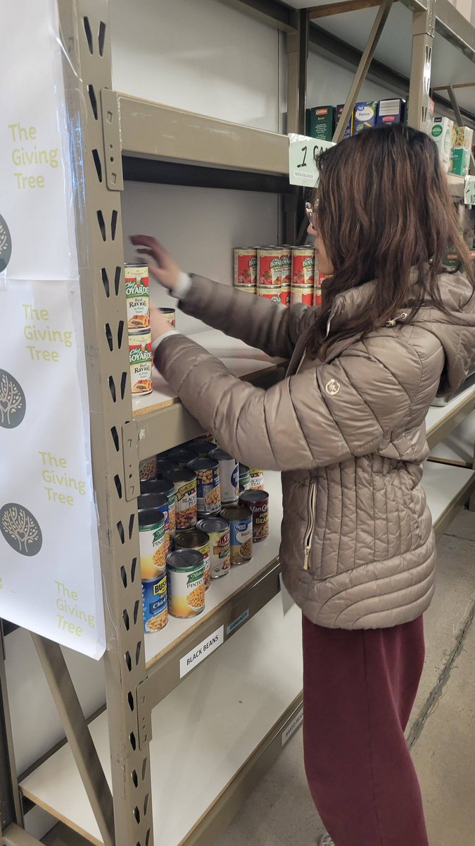 Giving Tree Pantry tweet media