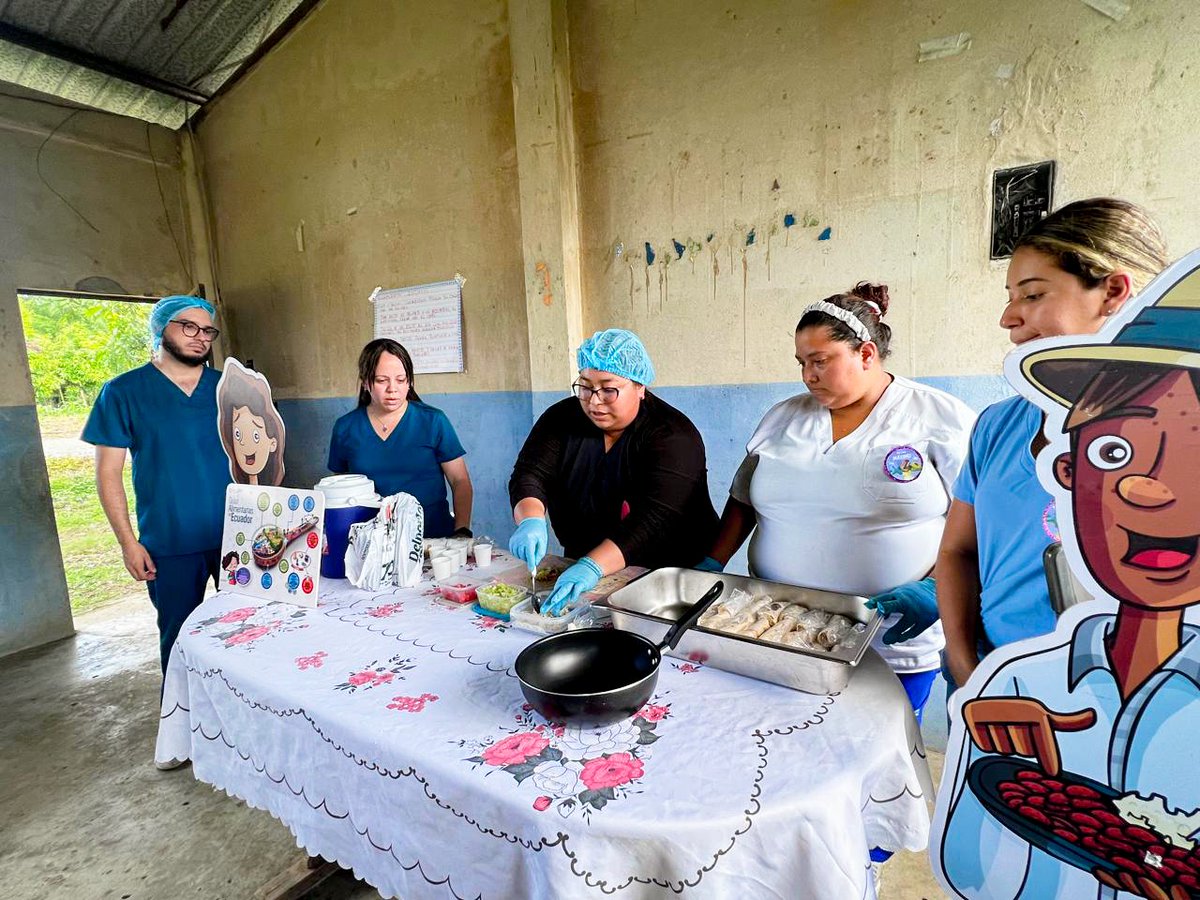 DPS_LosRios's tweet photo. #Guayas | En cumplimiento del compromiso adquirido en la Mesa Intersectorial Parroquial de Salitre, se realizó un taller de preparación de alimentos para la prevención de la Desnutrición Crónica Infantil (DCI) en el recinto La Judith. https://t.co/94RRVm6hDp