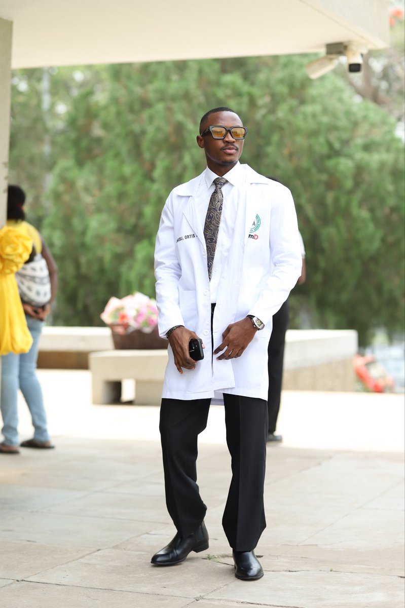 21stDapper's tweet photo. #10thwhitecoatceremony #1chakagod https://t.co/OSlwGbBfg8