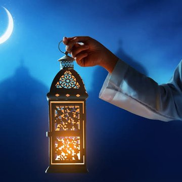 اللهم في اليوم السابع من رمضان، اجعلنا من الذين يستمعون القول فيتبعون أحسنه، واكتبنا مع الذين آمنوا وعملوا الصالحات.
🤲🤲
اللهم اغفر لنا زلاتنا، واستر عوراتنا، وآمن روعاتنا، وارزقنا فيها قلباً خاشعاً، ودعاءً سامعاً، وعلماً نافعاً، وعملاً متقبلاً 🌷🌙⭐️