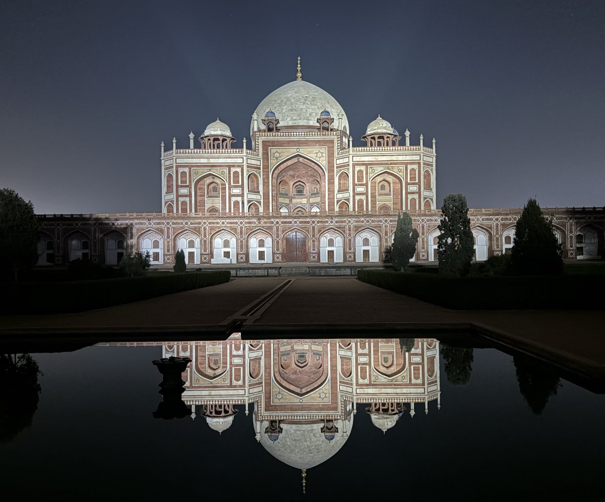 Another perfect Delhi evening at Humayun’s tomb