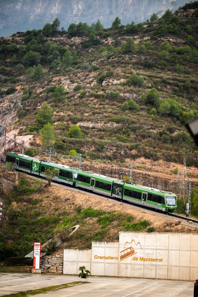 Cremallera i Funiculars de Montserrat tweet media