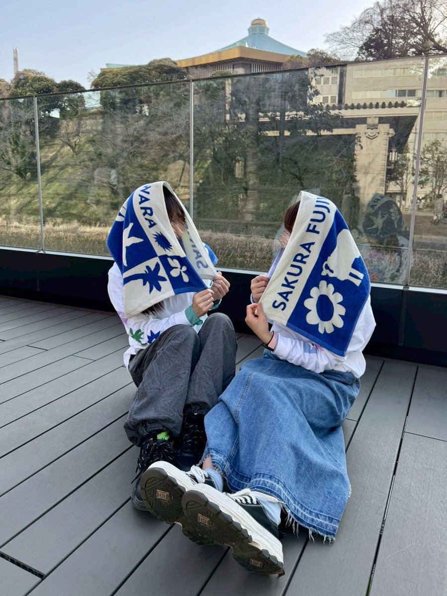 MammothMi's tweet photo. ずっと楽しみにしてた武道館大音楽会🐄
今回初の映像演出で10年を振り返って
気付いたら涙が溢れてました…😭
今回の歌い方 超絶かっこよくて最高でした✨
夢にまで見た大舞台にmeatたちを
連れて行ってくれてありがとう。大好き♡
#藤原さくら 【@MammothSakura 】
#10thAnniversary武道館大音楽会 https://t.co/N9QfDEoGKo