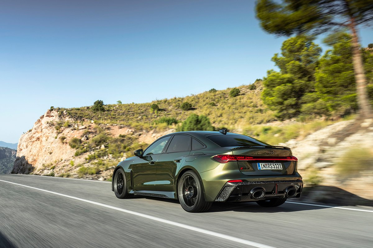 Guys Gab 🍸 tweet media