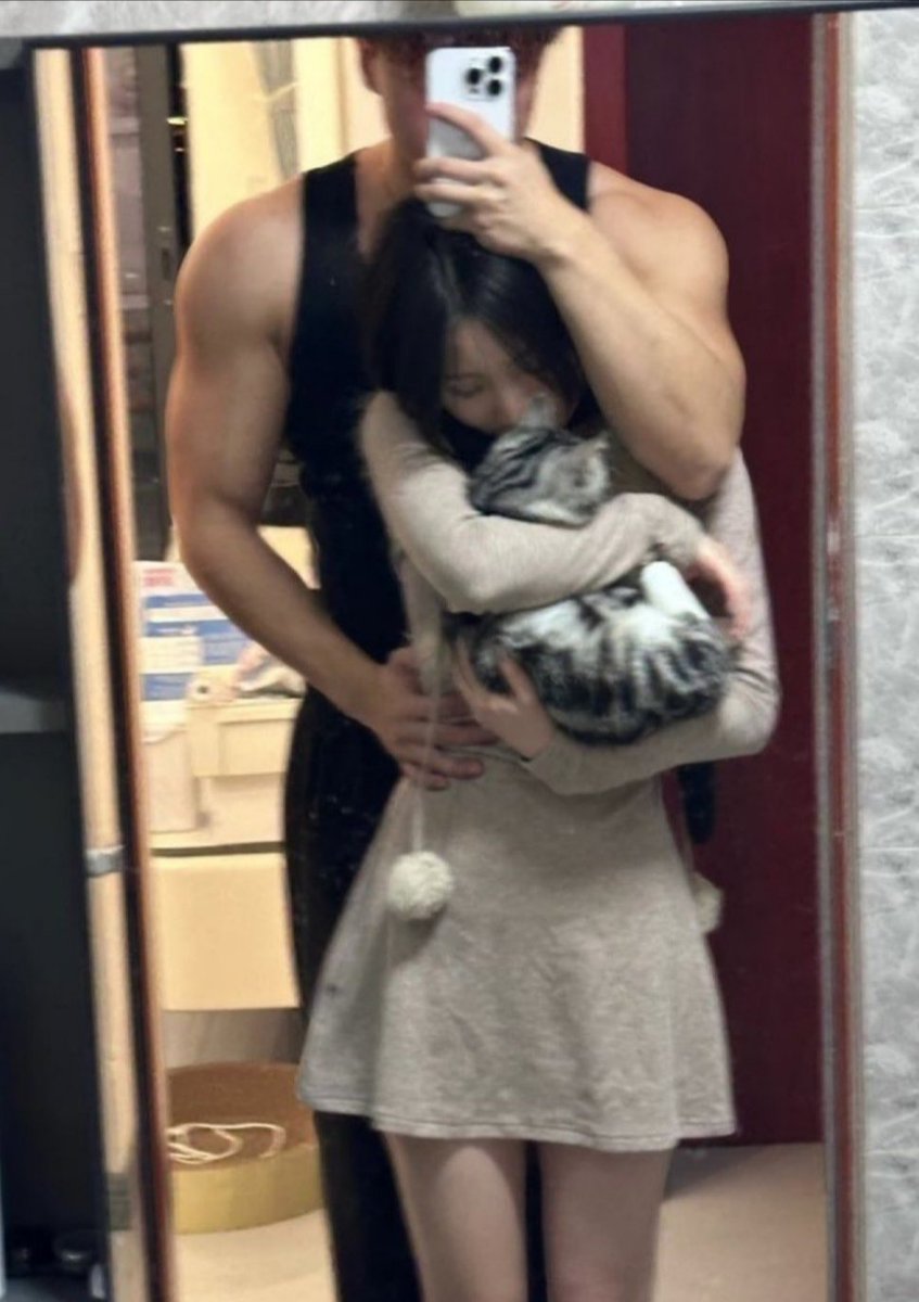 Orange8_2020's tweet photo. 比起肉体的欢愉，我更在乎精神共频共振的能力。 https://t.co/IuUYXqcqyx