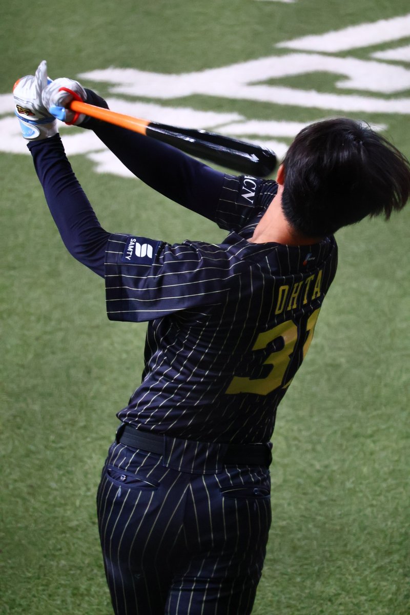 ashk716b's tweet photo. Bs2025 ベスト4ショット
#茶野篤政
#来田涼斗
#太田椋 https://t.co/yKyTVLQeli