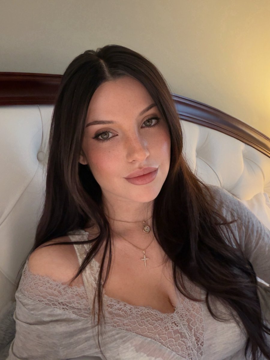 Nikoleta tweet media