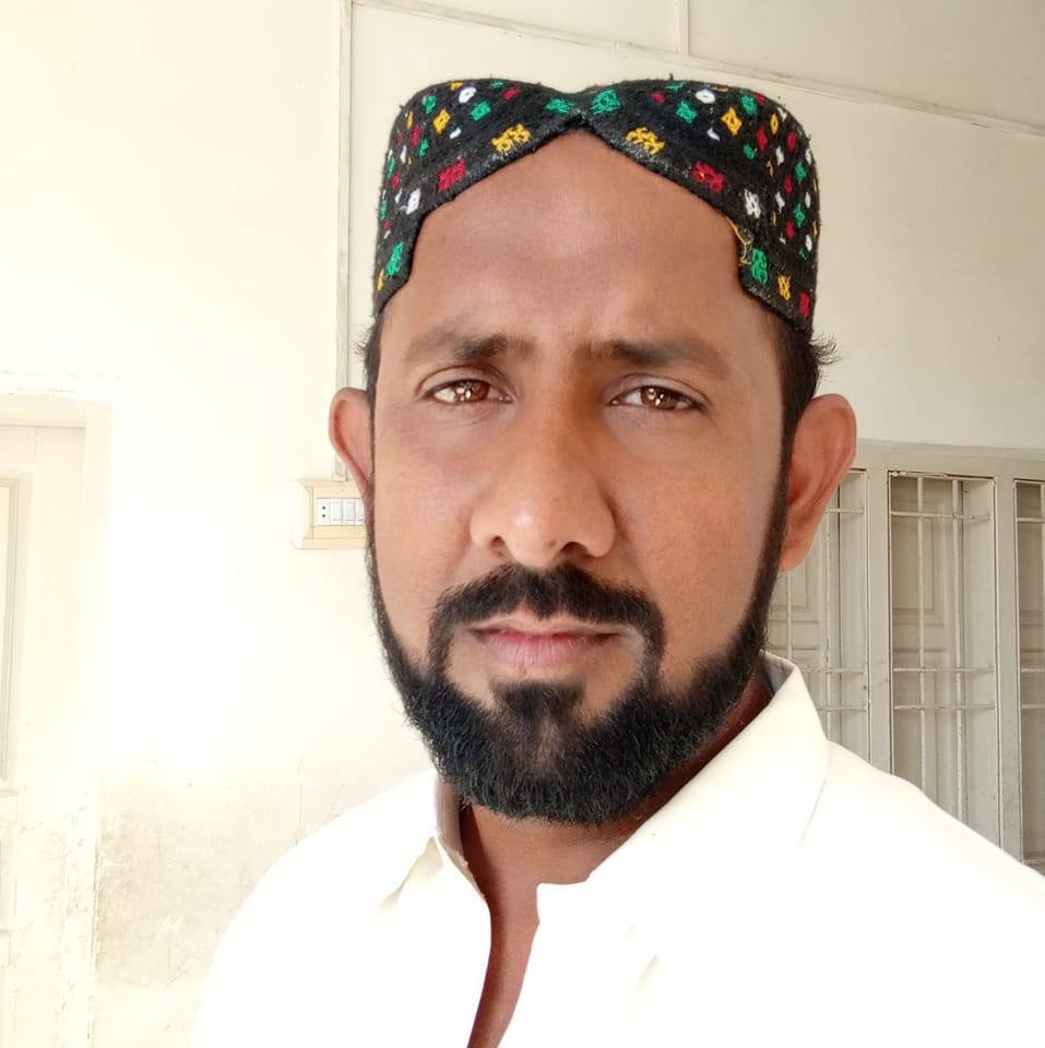 جسمم جي مرڪزي اڳواڻ حامد ڀٽو کي ايجنسين پاران گرفتار ڪندي گم ڪرڻ جي سخت لفظن ۾ مذمت ڪجي ٿي، ياد رهي ته حامد ڀٽو کي سيوهڻ مان ڪجهه دير اڳ ٻن ڪارن ۾ سوار آء ايس آء جي سول ڪپڙن ۾ اهلڪارن پاران کنڀيو ويو آهي، ان سلسلي ۾ پارٽي پاران فوري ۽ هنگامي مرڪزي باديء جو اجلاس گهرايو  ويو آهي