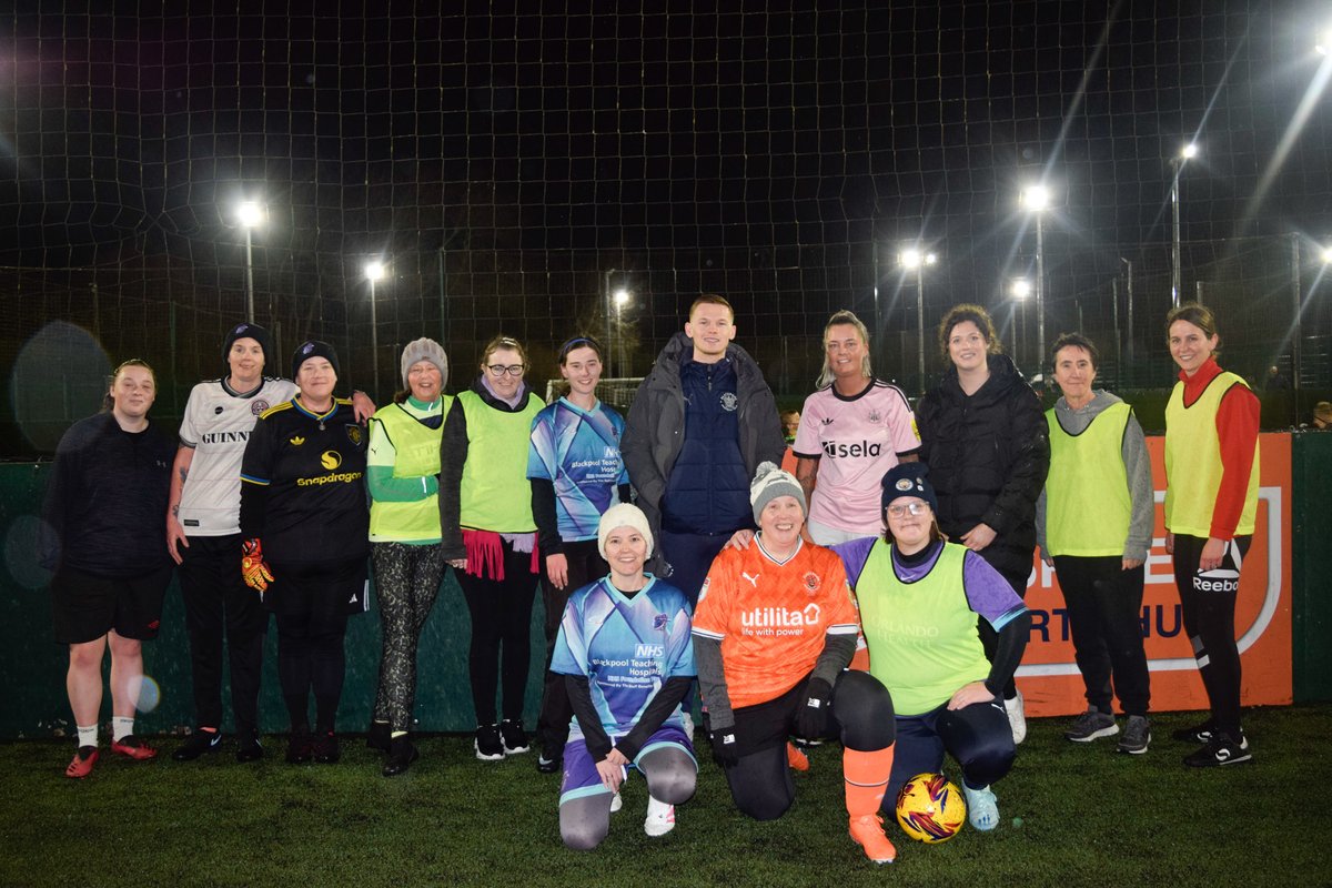 BFCCT_'s tweet photo. We welcomed Blackpool FC first team player Andy Lyons to our Women’s Recreational Football session ⚽

Andy spent time answering questions and taking photos before heading down to the pitches to watch the group

Thank you to @BlackpoolFC and Andy Lyons for this opportunity 🧡 https://t.co/ZlsMP2yVvE