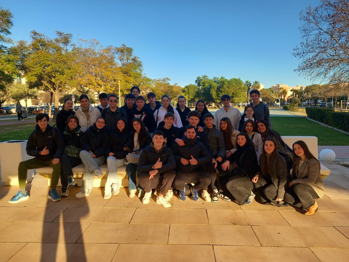 iesneruda's tweet photo. El pasado 20 de febrero, el alumnado de 1º Bachillerato B participó en la Olimpiada de Geología, en la @unihuelva https://t.co/Q1w3SPNRzT