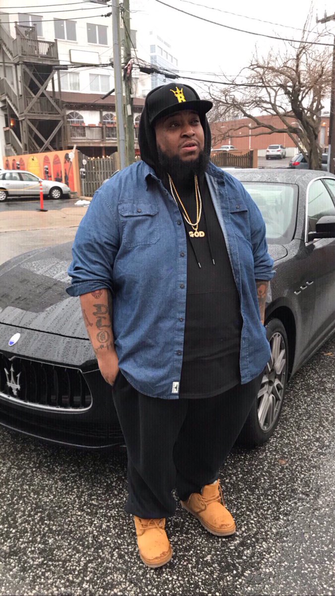 Faith. Focus. Flex. ✝️💎 The iced “GOD” pendant layered on gold — clean, powerful, undeniable. Real ones move with purpose and shine.

#HipHopBling #GodPendant #FaithAndFashion #IcedOut #MensJewelry #GoldChain #StreetStyle #LuxuryDrip #UrbanFashion #BlingLife #ChainGame