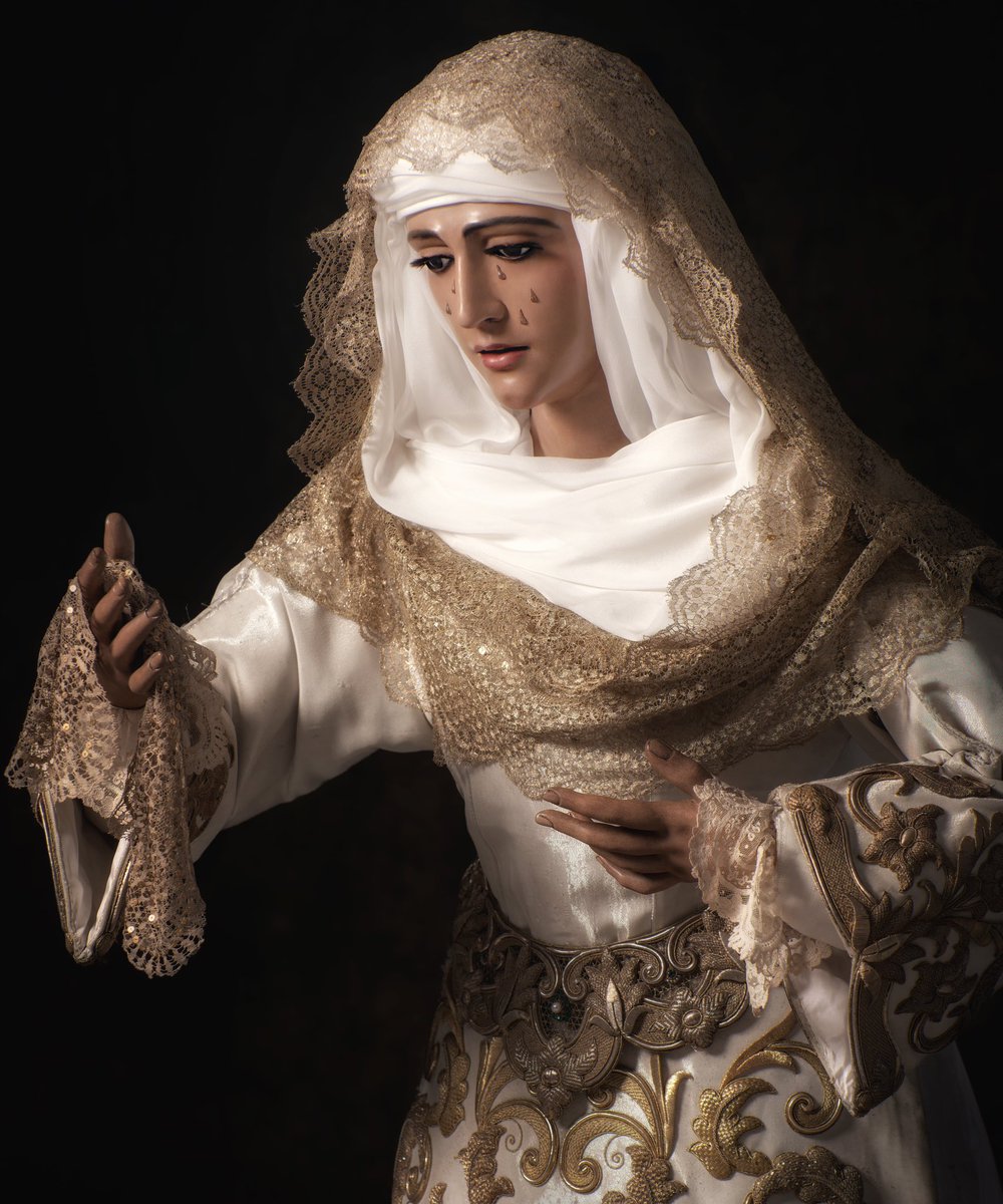 VivaEspDeTriana's tweet photo. La Virgen Guapa de Sevilla 

📸 @ManuFerGomezFot https://t.co/5y1ABJwdZP