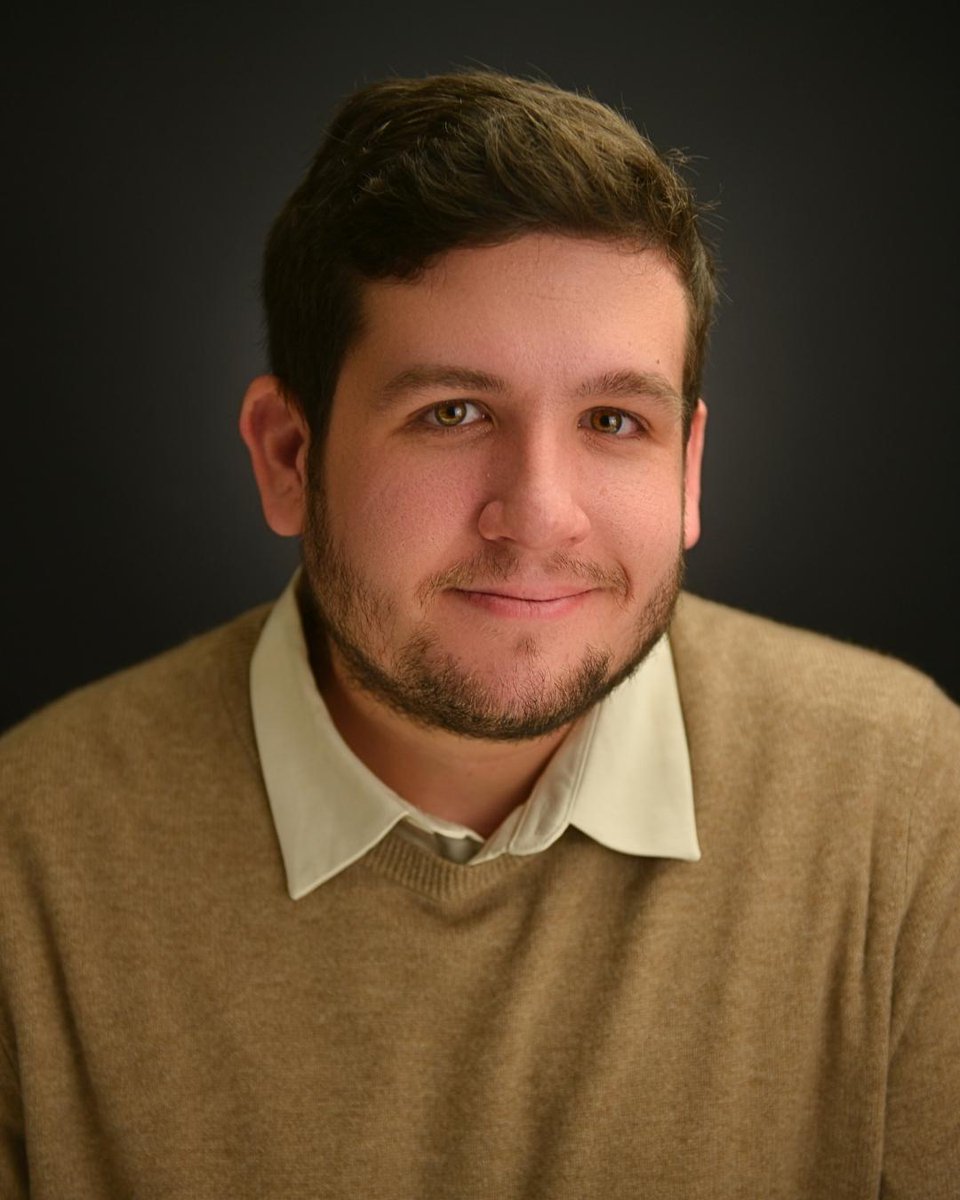 ScottsHeadshots's tweet image. Approachable. Confident. Professional. That’s the sweet spot casting notices. 📸 HeadshotsByScott.com #NYCActors #ProfessionalImage #CastingHeadshots