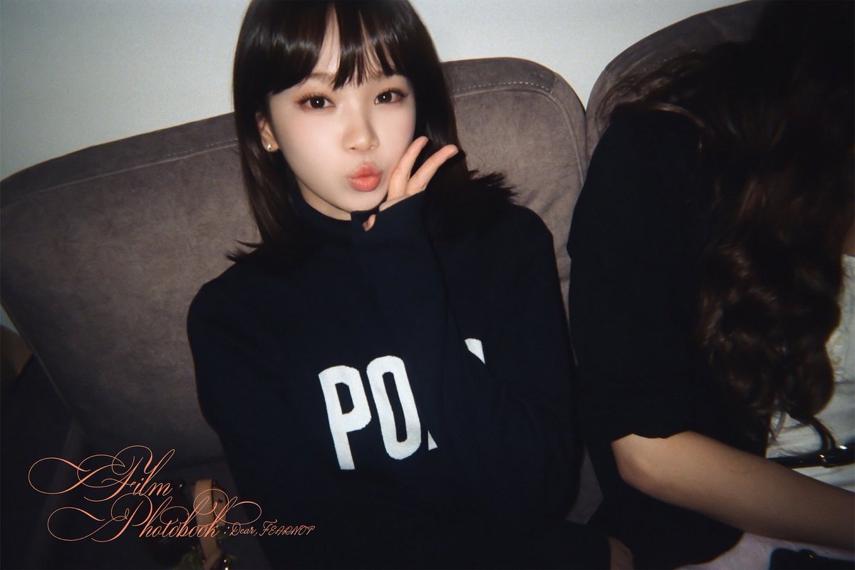 chaewon archive tweet media