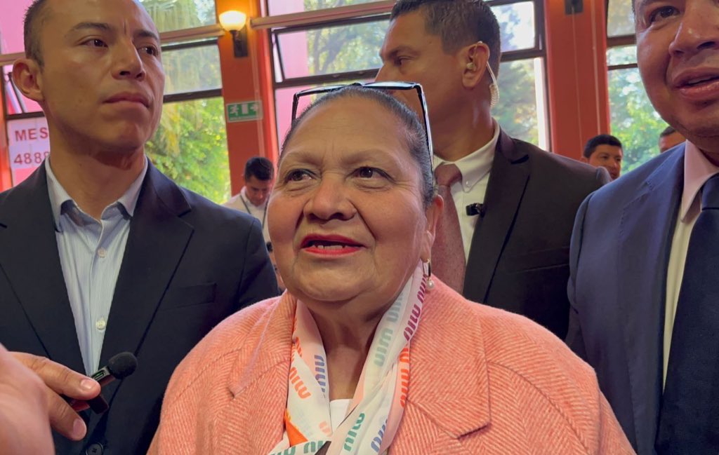 La Comisión de Postulación de fiscal general continuará hoy con la revisión de los 29 expedientes restantes. Entre ellos está el de Consuelo Porras.  

🔍Ayer fueron revisados los primeros 30 expedientes, de los cuales 4 han sido excluidos temporalmente por no cumplir con los