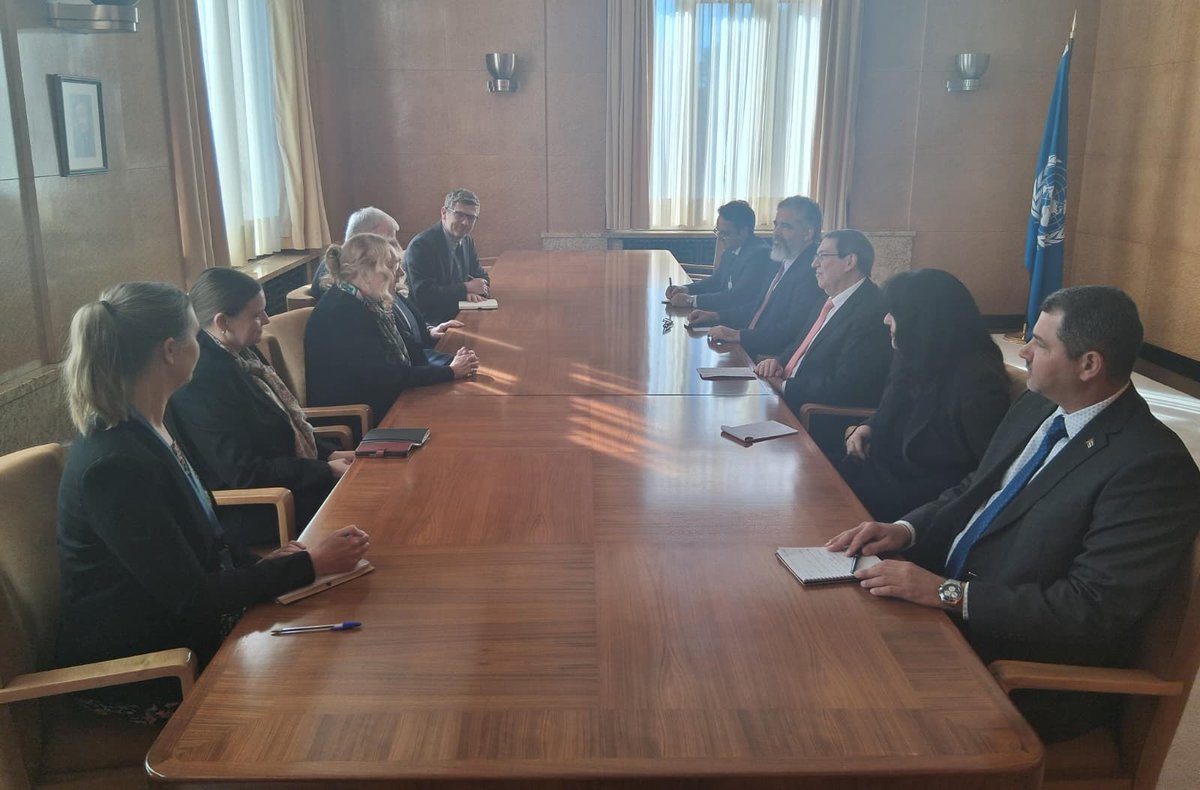 En el marco del Segmento de Alto Nivel del 61 período de sesiones del Consejo de #DDHH, sostuve reuniones con los Cancilleres de Palestina, Varsen Aghabekian Shahin; Kirguistán, Jeenbek Kulubaev; y Timor Leste, Bendito Freitas, con quienes destacamos los históricos lazos de